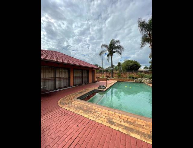 4 BEDROOM HOUSE FOR SALE IN ELSPARK